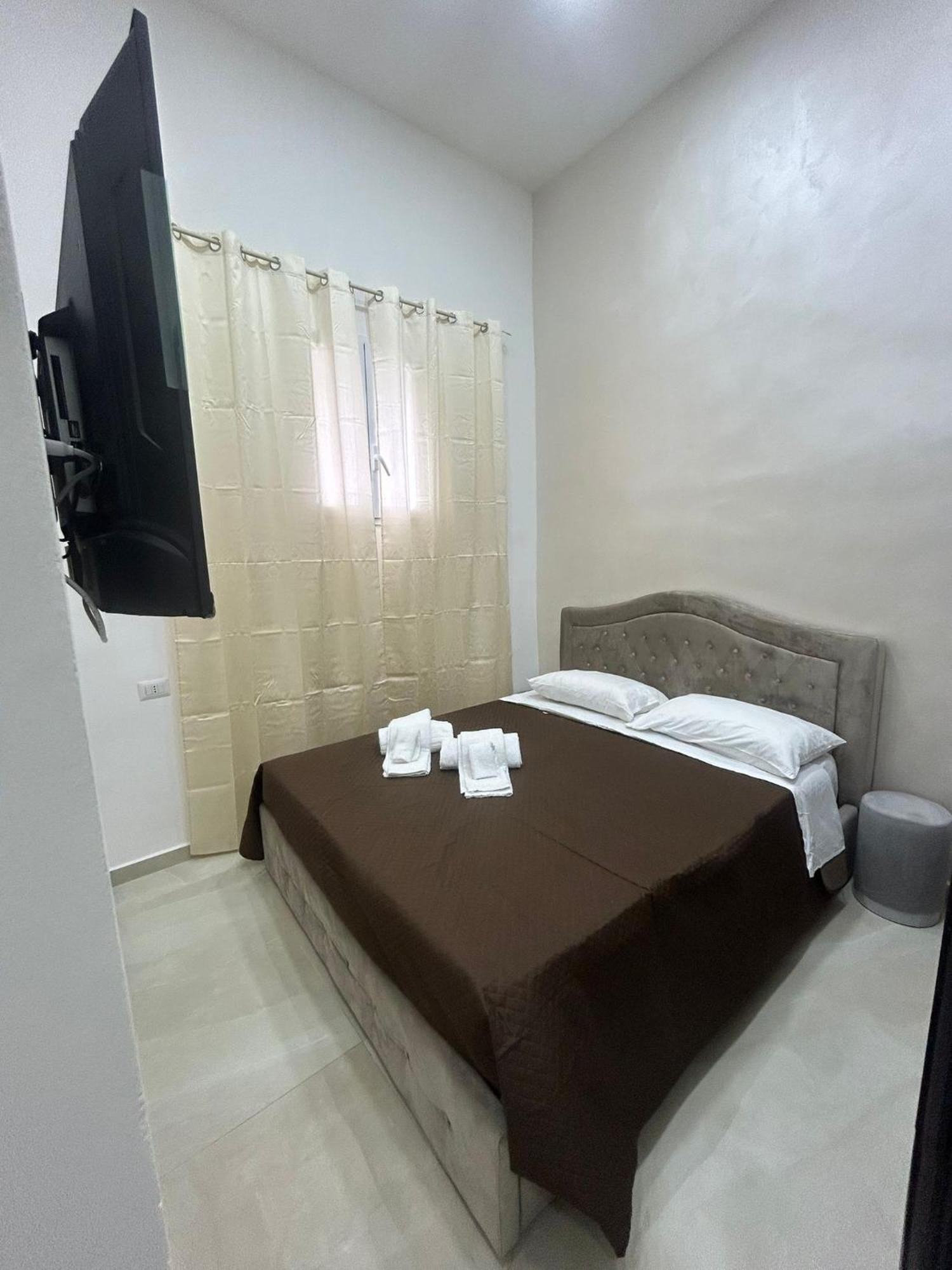 Luxury Rooms Carbonara 95 Napoli Ngoại thất bức ảnh
