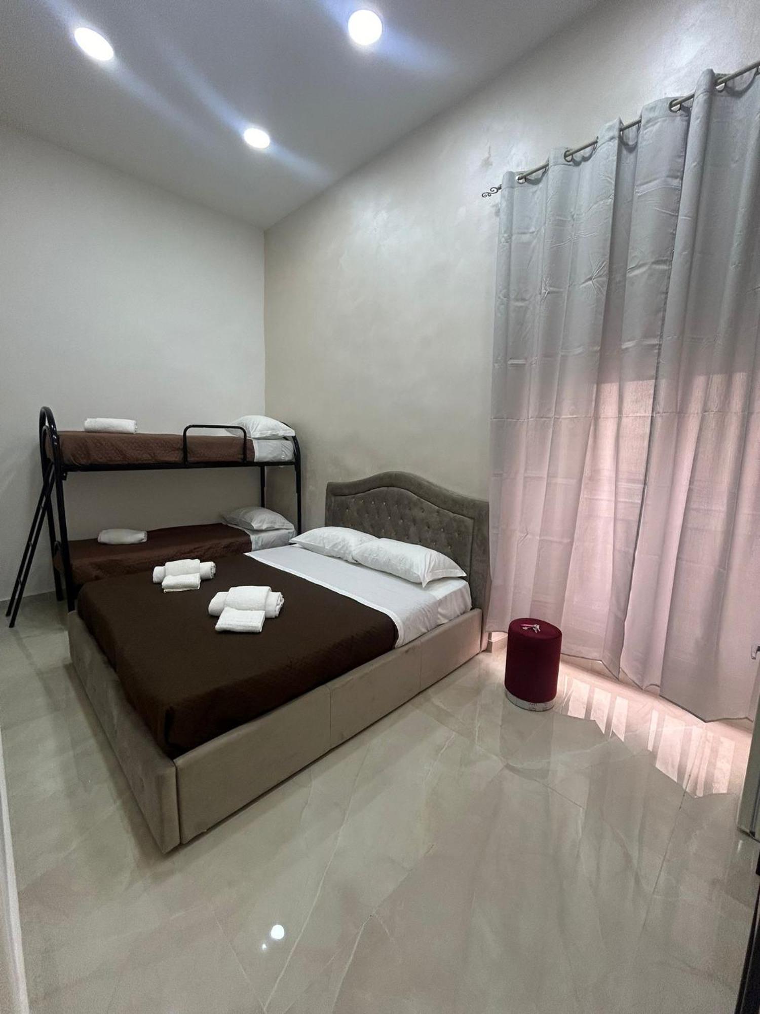 Luxury Rooms Carbonara 95 Napoli Ngoại thất bức ảnh