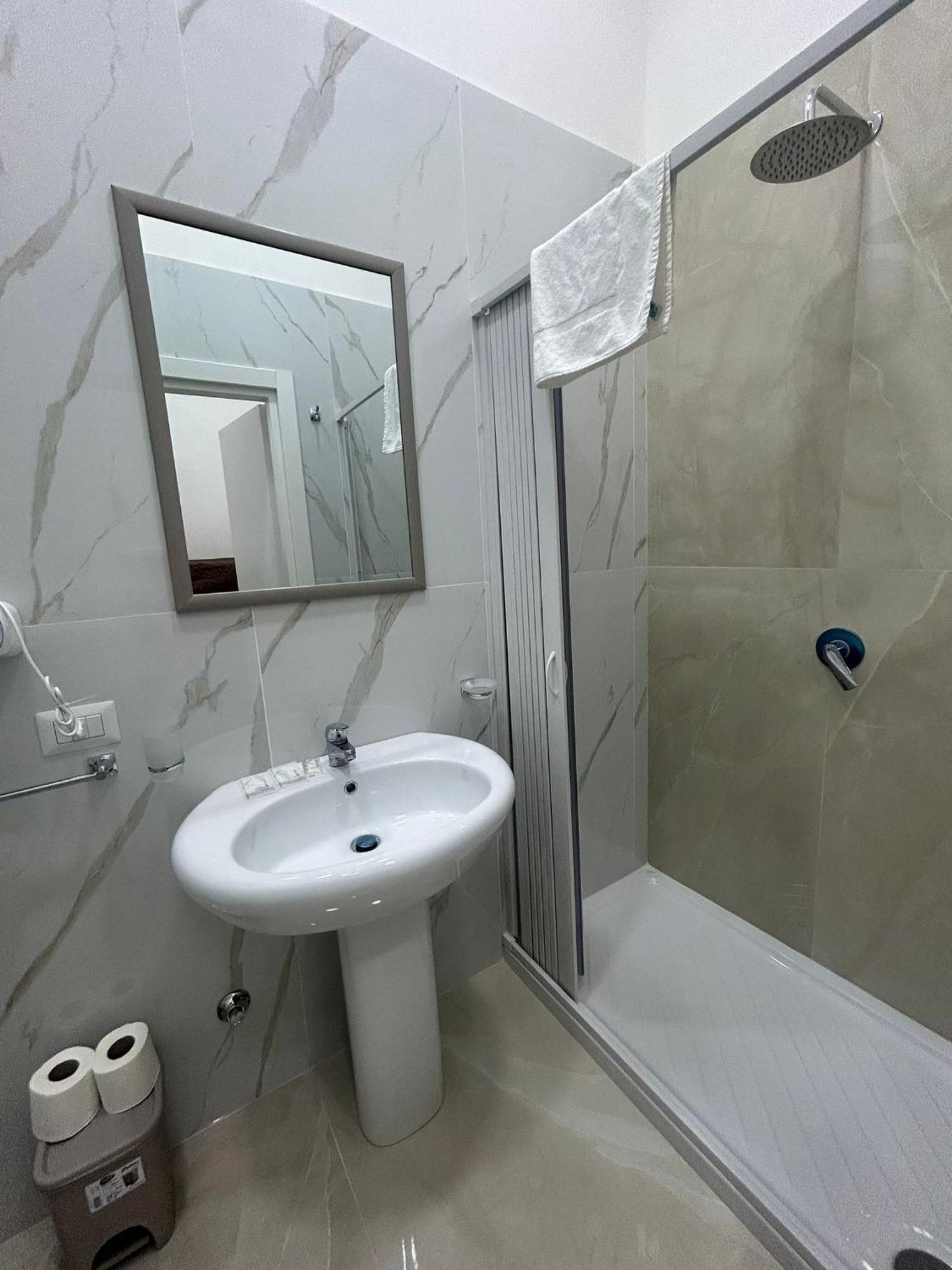 Luxury Rooms Carbonara 95 Napoli Ngoại thất bức ảnh